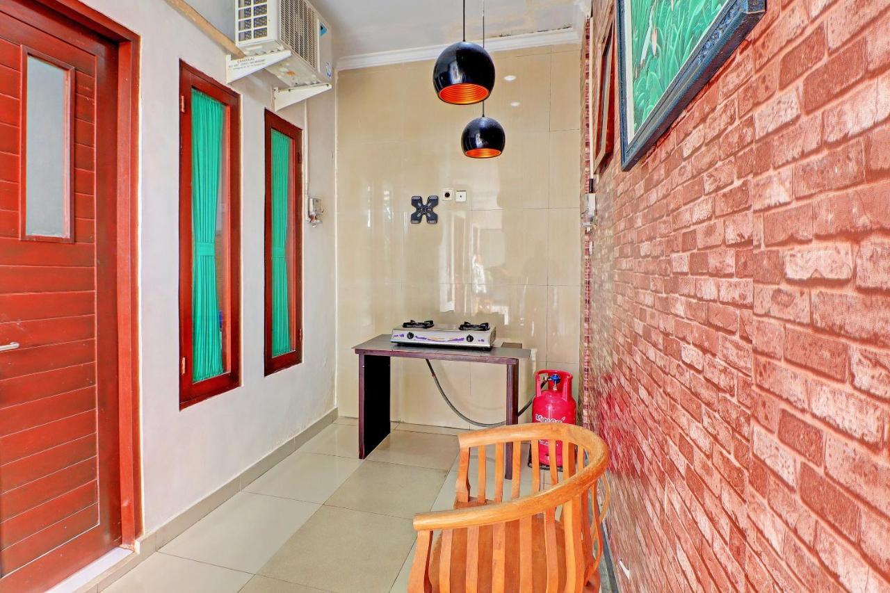 Oyo 91933 Puri Gana Residence Denpasar Exterior foto