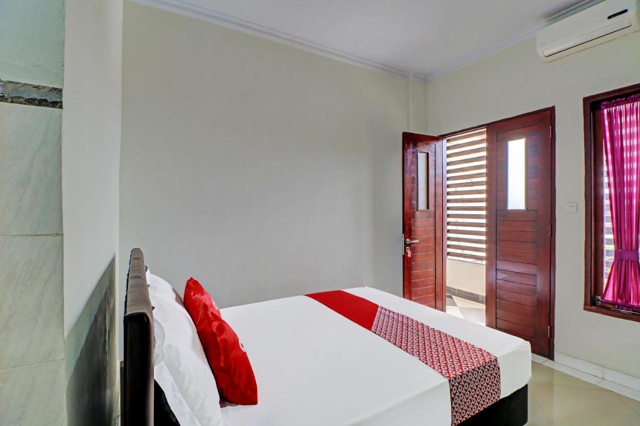 Oyo 91933 Puri Gana Residence Denpasar Exterior foto
